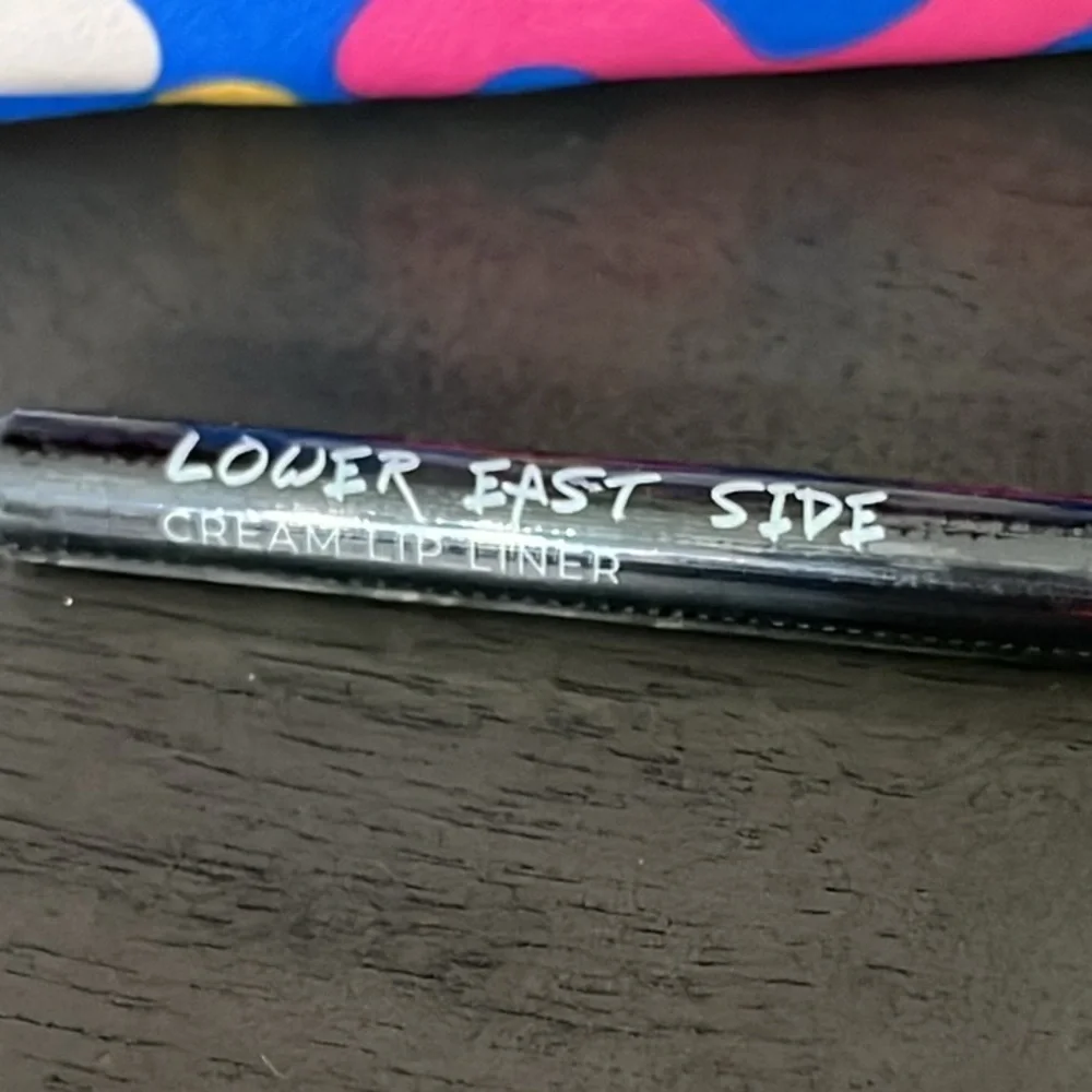 Lower East Side Cream Lip Liner 🌿🆕🌿 CITY LIGHTS & New Ipsy Bag
